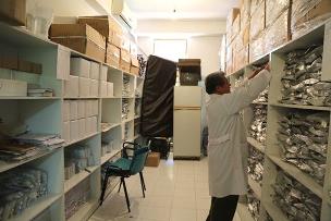 Dr Turabi at the blood storage unit at the Herat Regional Hospital. Photo: WHO/S.Ramo