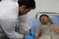 Mir Yaqoob donated blood in Kabul