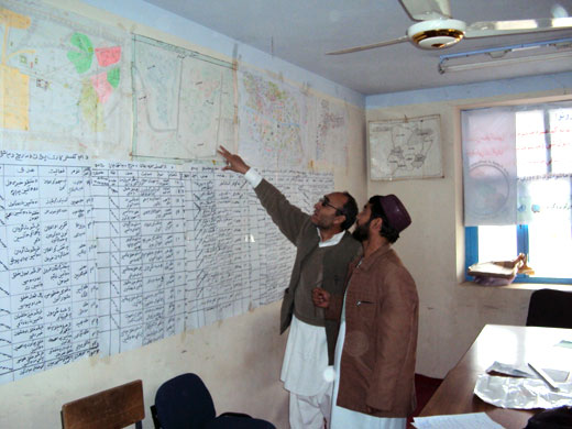 Starting in September 2012, WHO will launch a permanent polio team strategy through which local people will be trained to vaccinate children in their assigned areas on a regular basis. 