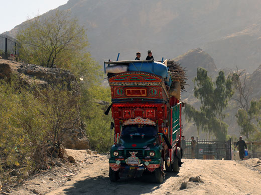 Photo credit: WHO Afghanistan/S.Ramo A truck arrives at the Torkham border in Nangarhar, eastern Afghanistan, after crossing the border from Pakistan. Many families have been forced to flee due to harassment and pressure by the police and the number of returnees has spiked in the past months, with October seeing the highest number of returns in 2016. Families often have little time to pack their belongings on a truck that a few families share and rent together to make it across the border to Afghanistan. Many are undocumented returnees as they do not have refugee status in Pakistan but also do not possess identity documents from either country. The large influx of people is far surpassing the planning figures for the humanitarian community and people’s needs for food, shelter, sanitation and health care are grave, especially as the winter sets in. With over half a million being displaced by conflict in Afghanistan in 2016 alone and over 600 000 returnees settling to Afghanistan, over 1 million people are currently “on the move”, in need of assistance.