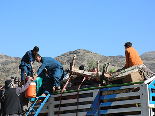 Photo credit: WHO Afghanistan/S.RamoAn Afghan family has just reached the border and are getting clean drinking water from people working at the “zero point” border crossing area at Torkham. Most Afghans are returning to a country they barely know. Many have lived in Pakistan for years, even decades. As winter is fast approaching and few returnees have existing coping mechanisms and networks in Afghanistan, many are facing an uncertain future in bleak conditions. The large influx has led to health services being overstretched, especially for reproductive, maternal and newborn health services as well as for treatment of mental health issues and communicable and noncommunicable diseases. Outbreaks of vaccine-preventable diseases such as polio, measles and pertussis pose major threats.