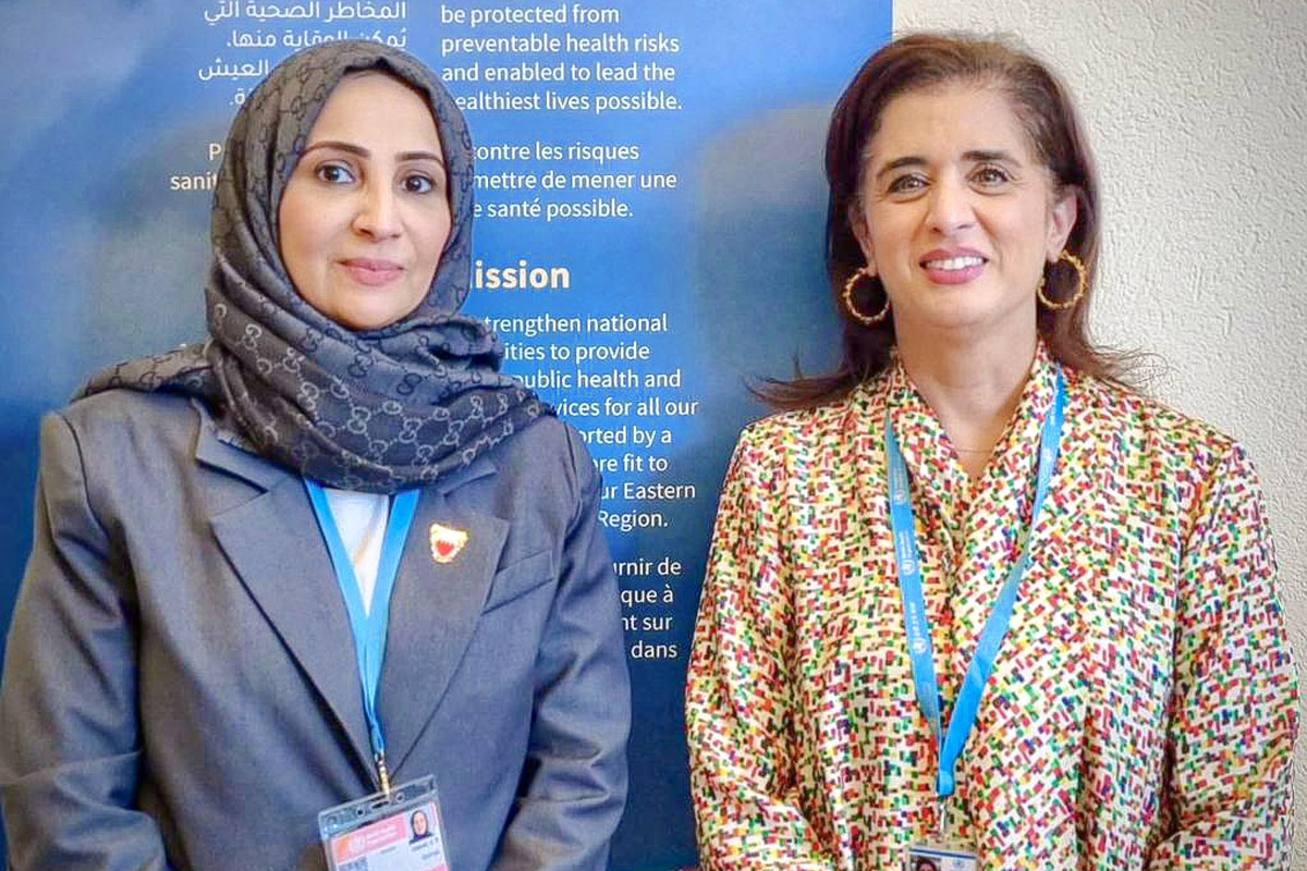 Bahrain's Minister of Health H.E. Dr Jaleela bint Alsayed Jawad Hasan and WHO Regional Director for the Eastern Mediterranean Dr Hanan Balky. Photo credit: WHO/WHO EMRO. Bahrain's Minister of Health H.E. Dr Jaleela bint Alsayed Jawad Hasan and WHO Regional Director for the Eastern Mediterranean Dr Hanan Balky. Photo credit: WHO/WHO EMRO.