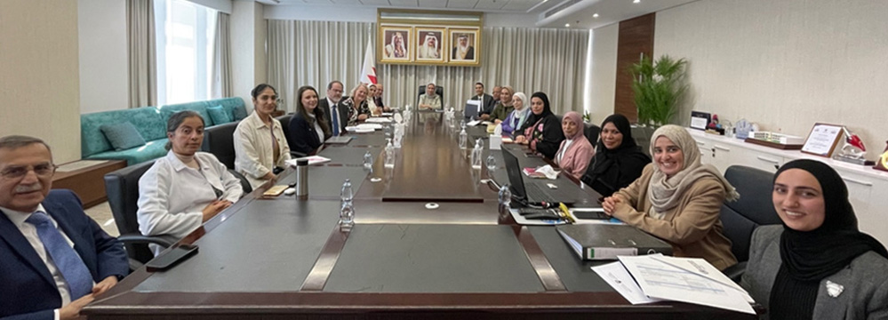 Ministry of Health and National Immunization Technical Advisory Group representatives with mission members from the WHO Regional Office for the Eastern Mediterranean and PIVI