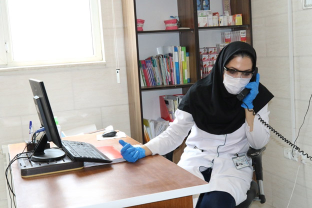 In Lebanon, WHO Representative Dr Iman Shankiti met with a fashion designer (right) to discuss options for making coveralls, gowns, and other protective gear for health workers.