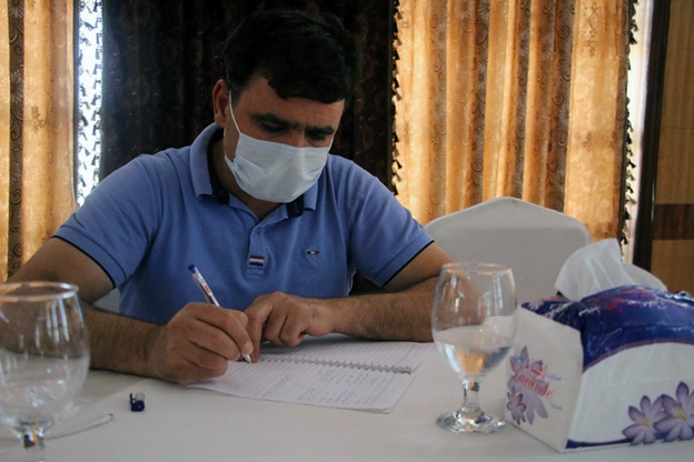 In partnership with Syria Relief and Development, WHO provided 2-week training for physicians working in primary health care centres on activating referral systems for suspected cases of tuberculosis (TB) at the TB centre in Afrin (Aleppo) in June 2020.