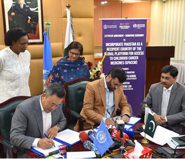 Pakistan signs agreement with WHO to access free cancer medicines for 8000 children annually