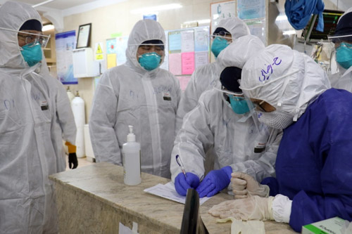 Iranian health workers wearing masks