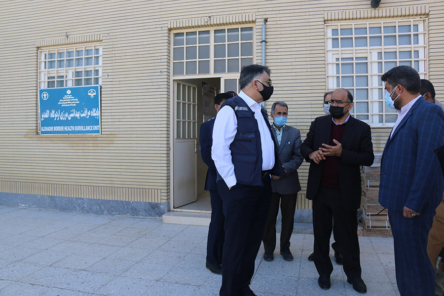 WHO Representative and Head of Mission Dr Syed Jaffar Hussain visits Seraj Community-Based Mental Health Clinic. Photo: Zahedan University of Medical Sciences