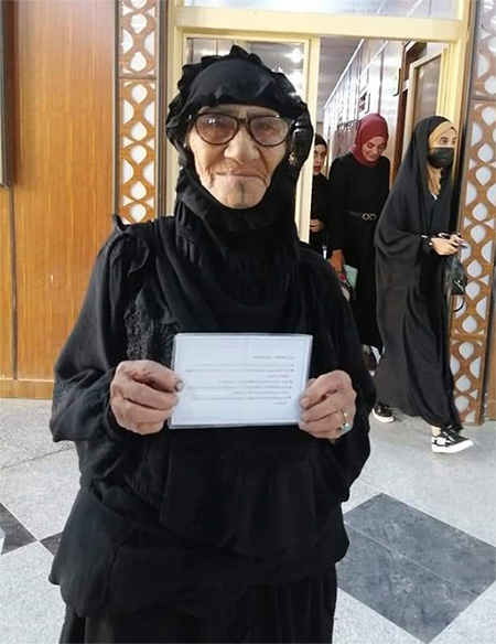 Um Salam has got her vaccine in a mass vaccination site in Kut City, west Iraq on 17 November 2021. Photo: WHO Iraq