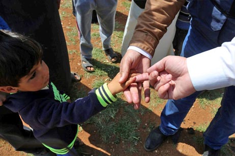 Checking the fingers of children in a high-risk area