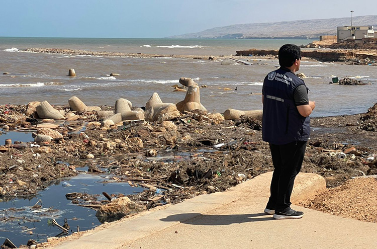 مصرع 101 عامل صحي في ليبيا في أعقاب العاصفة دانيال