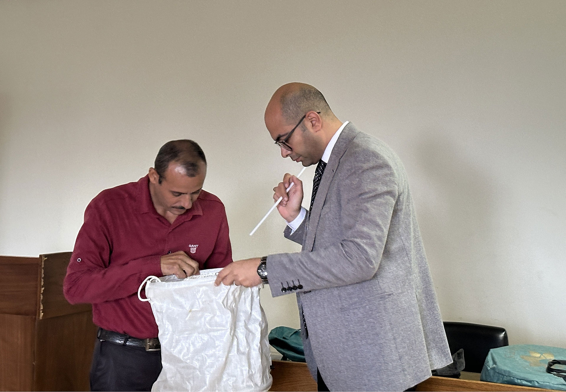 A practical demonstration involving the design of a tool for vector-borne disease control. Photo credit: WHO/WHO Egypt