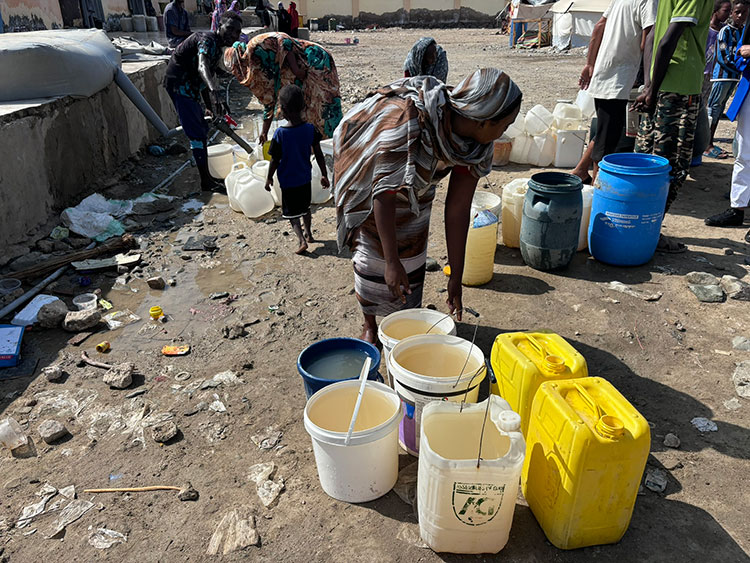 WHO EMRO | After 2 years of conflict Sudan’s health system faces collapse as rainy season nears | News