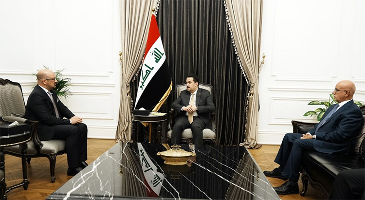ممثل منظمة الصحة العالمية في العراق يلتقي برئيس الوزراء العراقي بمناسبة يوم الصحة العالمي والذكرى الخامسة والسبعين لتأسيس المنظمة