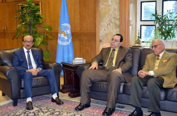 Regional Director meets with the president of Al Azhar univesity