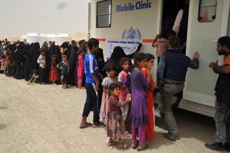 WHO has deployed 8 mobile clinics to the Anbar governorate, 3 of these serve IDPs in Amiriyat Al-Fallujah. Every day, more than 500 people are examined.