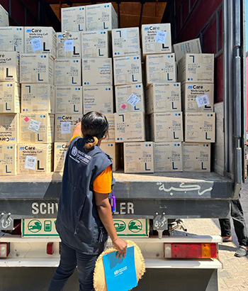 WHO delivers 18 trucks of medical supplies to Northwest Syria through the Bab-al-Hawa border crossing