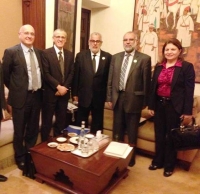 Drs Alwan, Souteyrand et Madi à l'issue de l'audience avec le Chef du Gouvernement du Maroc (au centre)