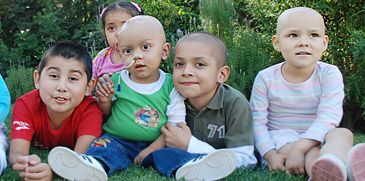 Journée internationale du cancer de l'enfant 2020 : Mettons fin à la douleuret aux décès