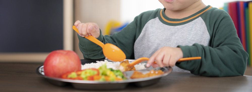 Feeding babies and young children during the COVID-19 outbreak