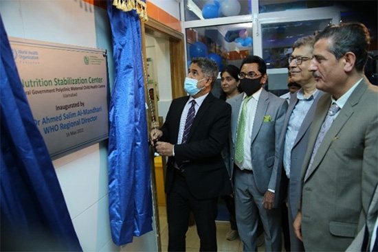 Regional Director inaugurates WHO-supported nutrition stabilization centre in Pakistan