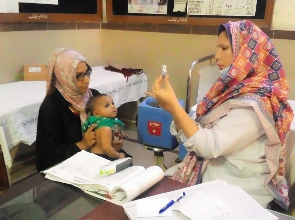 polio-worker-shumaila-majeed