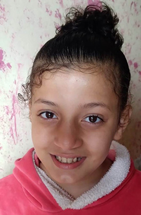 Zaina is a 10-year-old girl from the Gaza Strip, who was diagnosed with Hodgkin’s lymphoma in June 2020