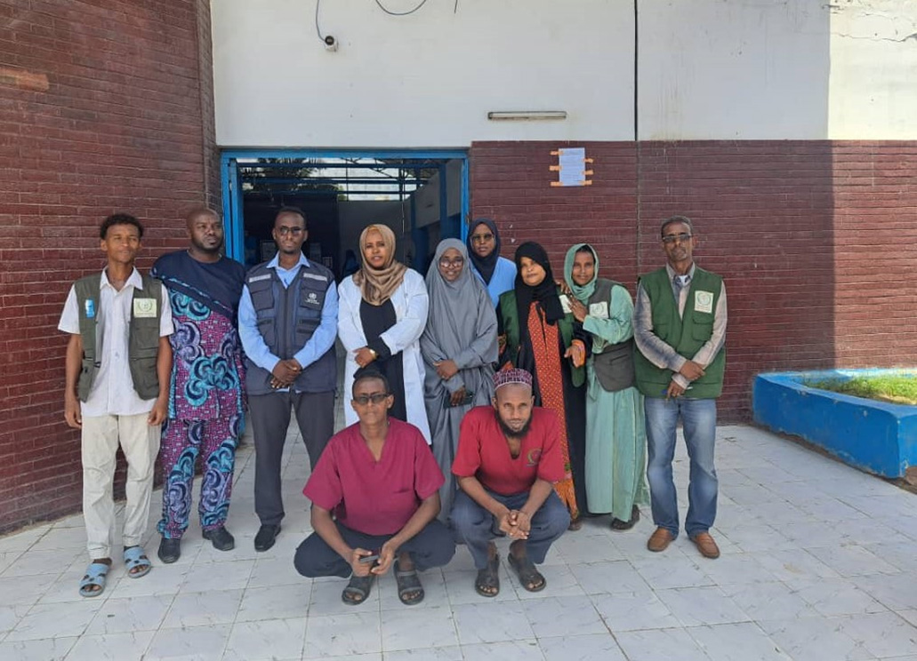 The team, including community health workers, involved in the antimalarial efficacy study in Djibouti. Photo credit: WHO/M. Farah