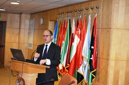 A man addresses the training session on WHO collaborating centres