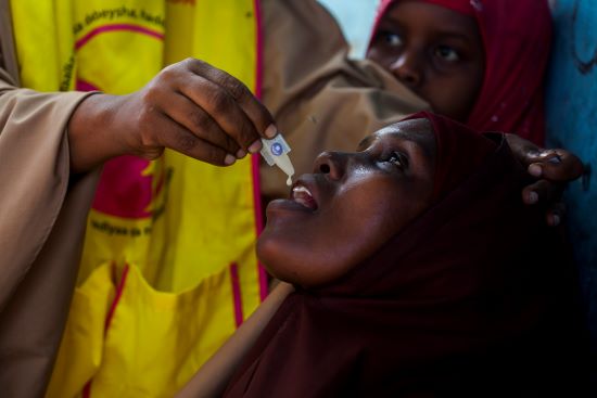 Stepping up humanitarian operations for drought: cholera vaccination campaign rolled out to protect over 900 000 Somalis in drought-affected districts