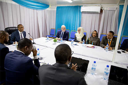 H.E the Prime Minister of Somalia, Mr. Hamza Abdi Barre chairs a high-level consultative meeting with BMGF, WHO and UNICEF on 12 October 2023. Photo credit: WHO Somalia/I.Taxta