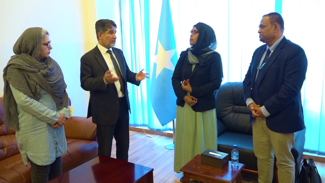 WHO Regional Director for the Eastern Mediterranean pays a visit to Somalia