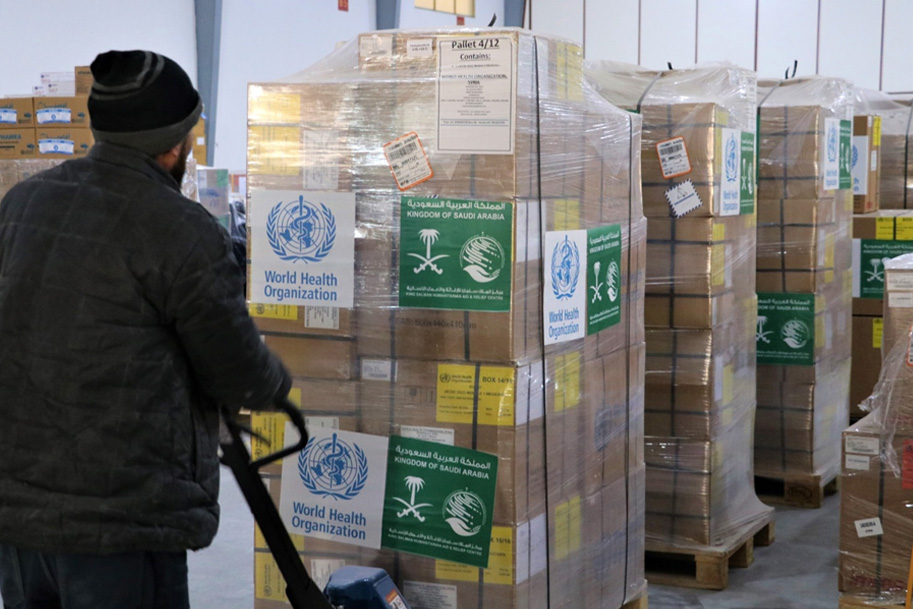 WHO-supplied noncommunicable disease kits funded by KSrelief are prepared for distribution to support 100 000 patients across Syria. Photo credit: WHO