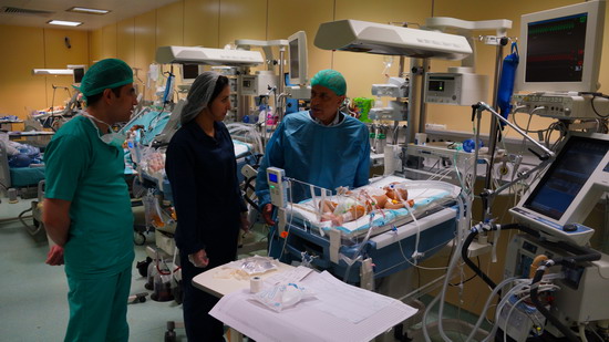 The medical team from the Bambino Gesu’ Hospital in Rome together with the Director of the Pediatric Hospital in Damascus and WHO Representative in Syria