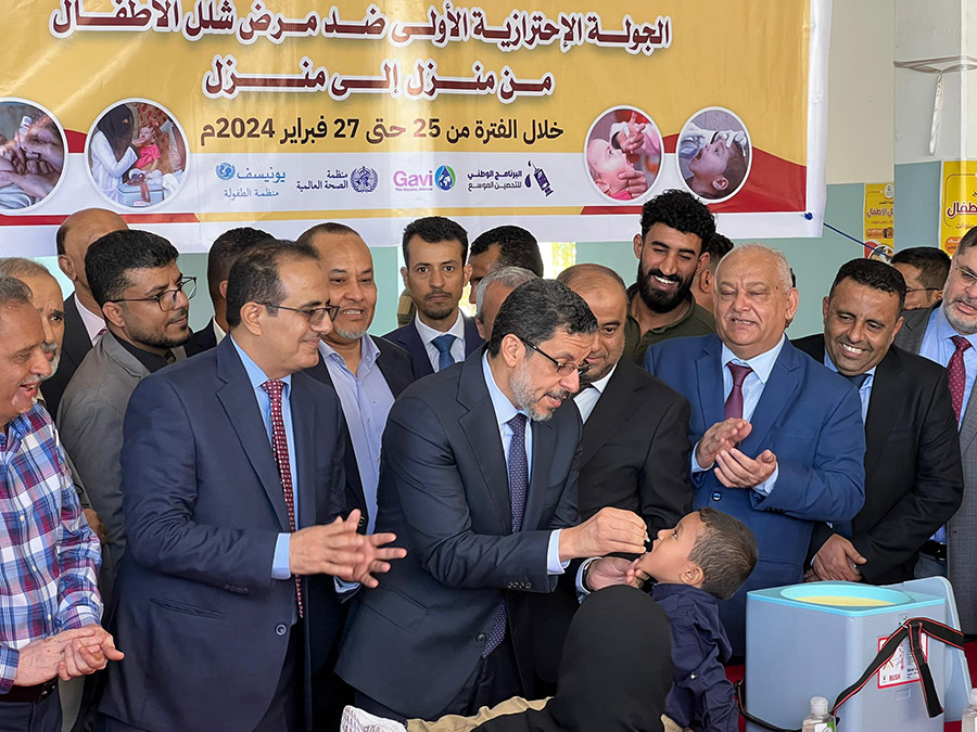 حملة تطعيم ضد شلل الأطفال لحماية ١,٣ مليون طفل في ١٢ محافظة يمنية