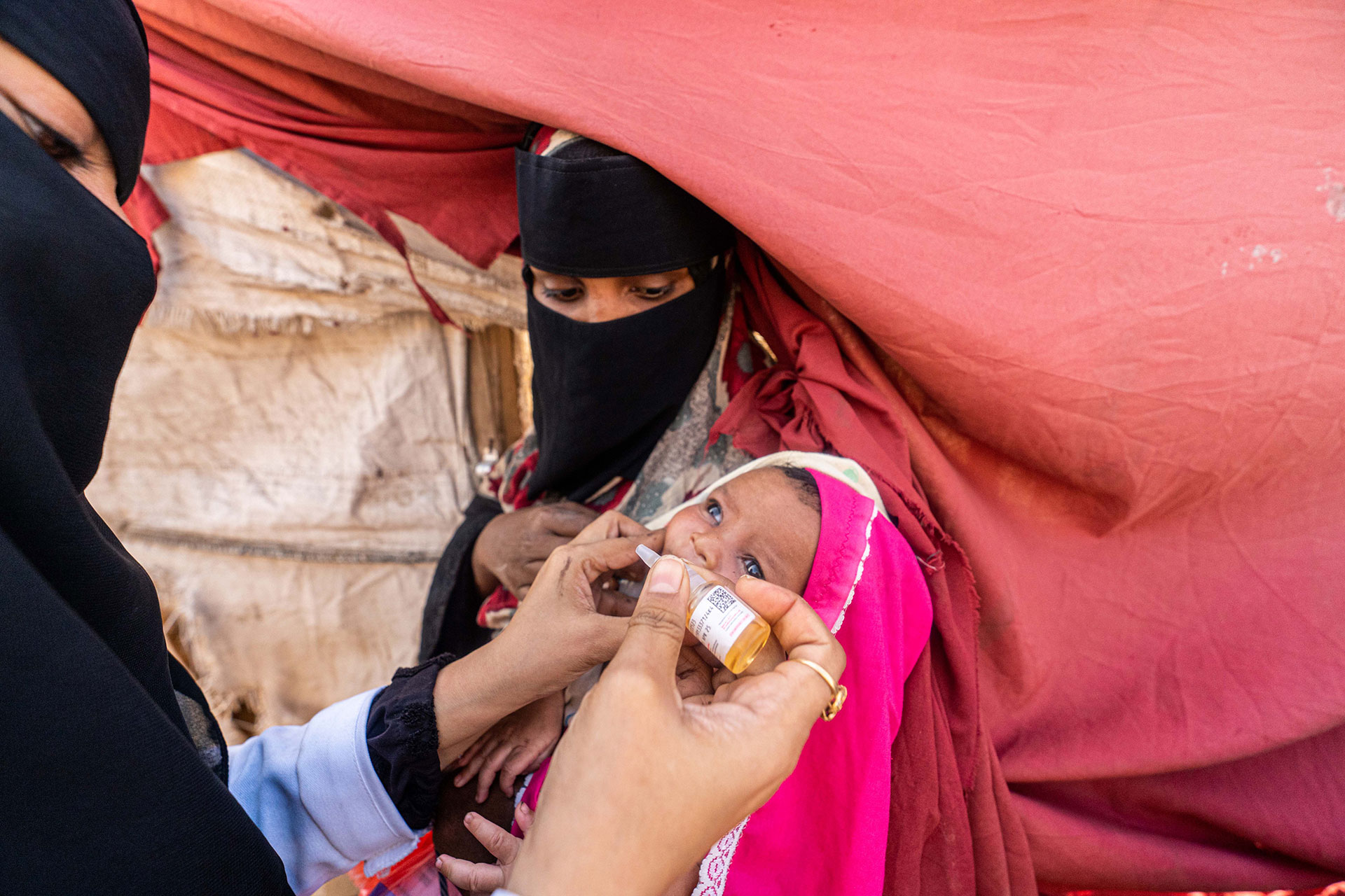 WHO and UNICEF launch polio vaccination campaign targeting over 1.3 million children in Government of Yemen-controlled areas