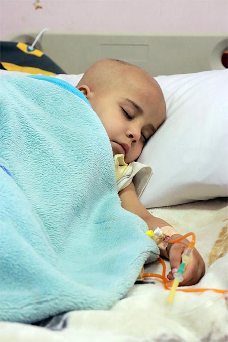 WHO EMRO, Cancer patients face 'death sentence' in Yemen