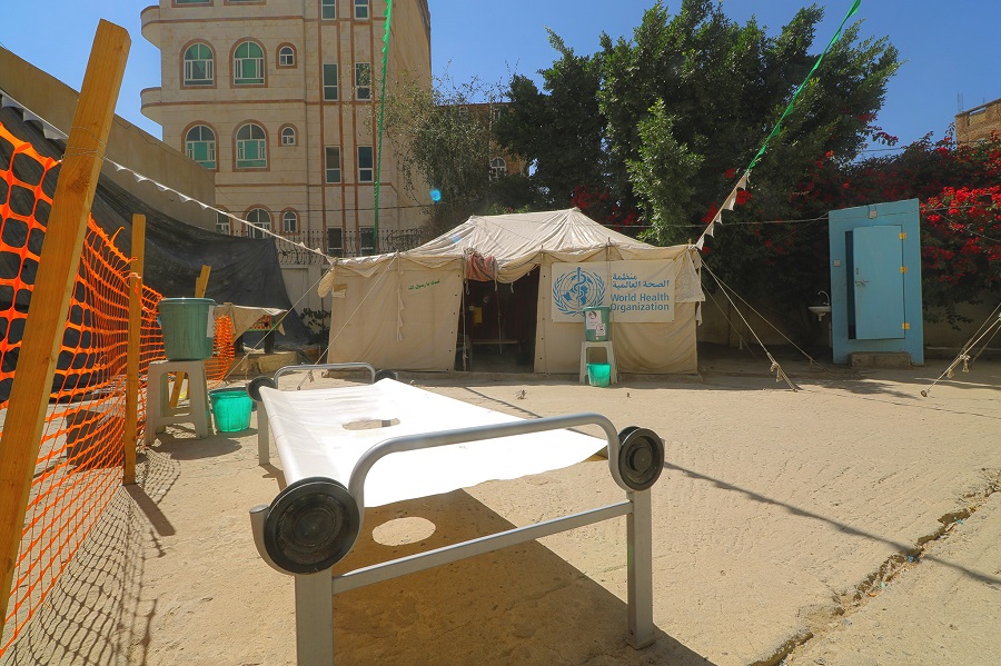 منظمة الصحة العالمية ومركز الملك سلمان للإغاثة والتنمية يتعاونان معًا لتحسين خدمات المياه والصرف الصحي والنظافة الصحية في اليمن