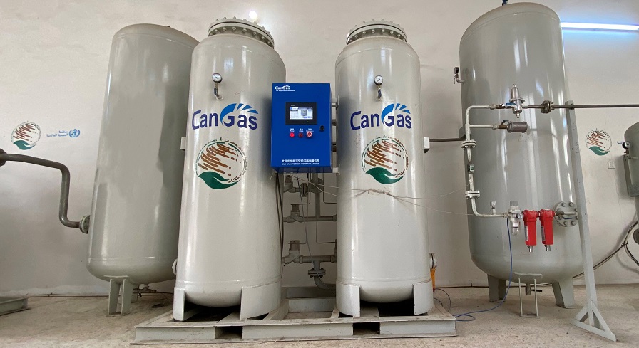 Lifesaving oxygen stations to be installed at 5 main hospitals in Hadramout, Shabwa, Marib and Abyan