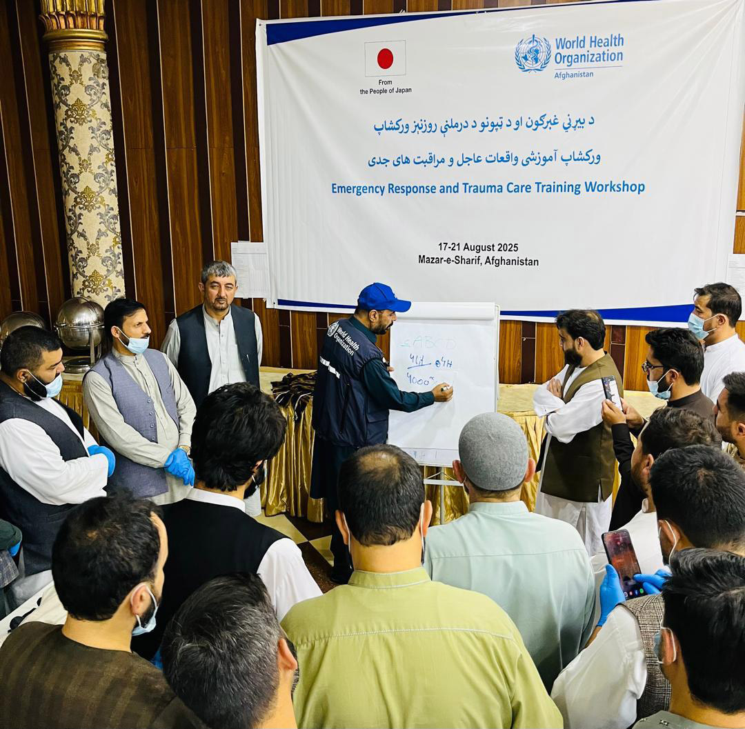 A trainer leads a practical session on Basic Emergency Care during training in Mazar-e-Sharif, Balkh Province, strengthening frontline responders’ lifesaving skills. Photo credit: WHO