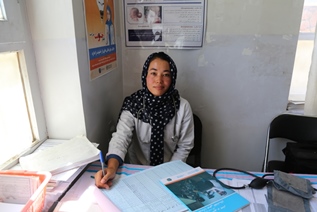 Habiba Jaffari wanted to be a midwife to help women in her community. WHO/S.Ramo