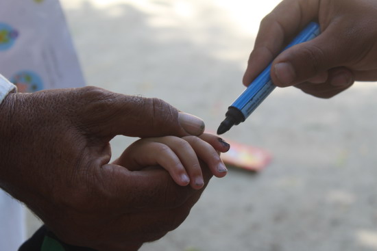 polio-finger-marking