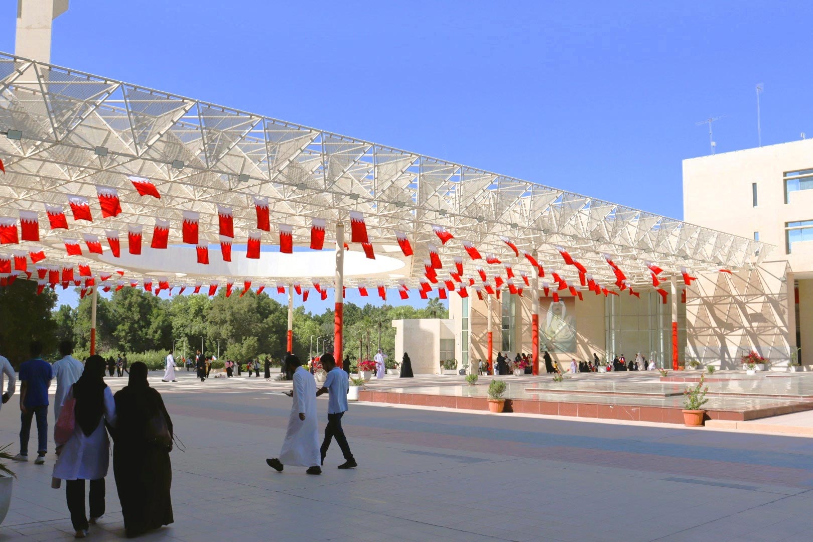 Students at the University of Bahrain. Photo credit: WHO/WHO Bahrain