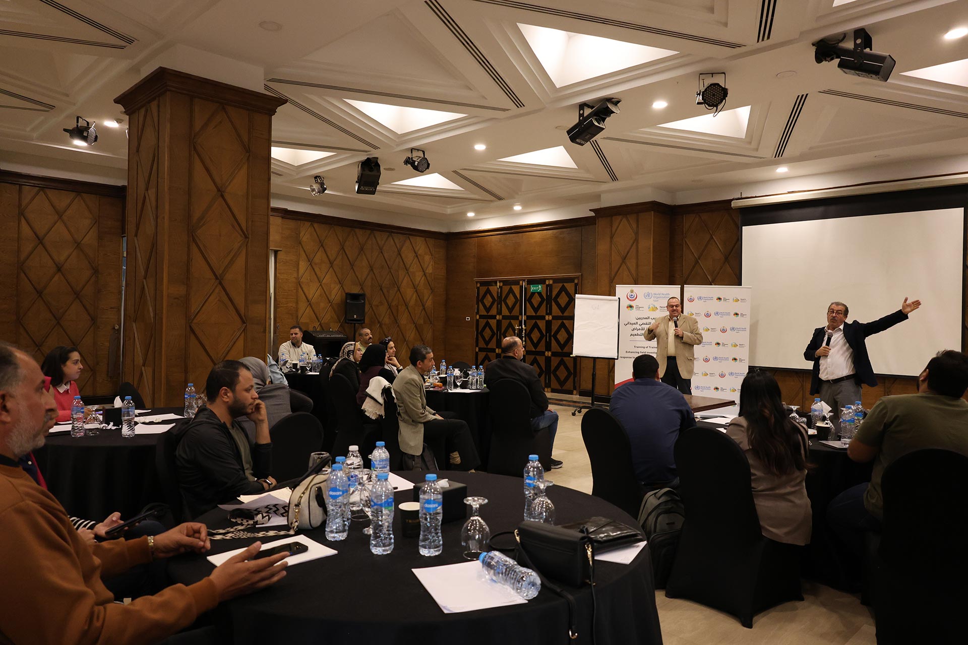 WHO experts deliver a session on field investigation and response. Photo credit: WHO Egypt