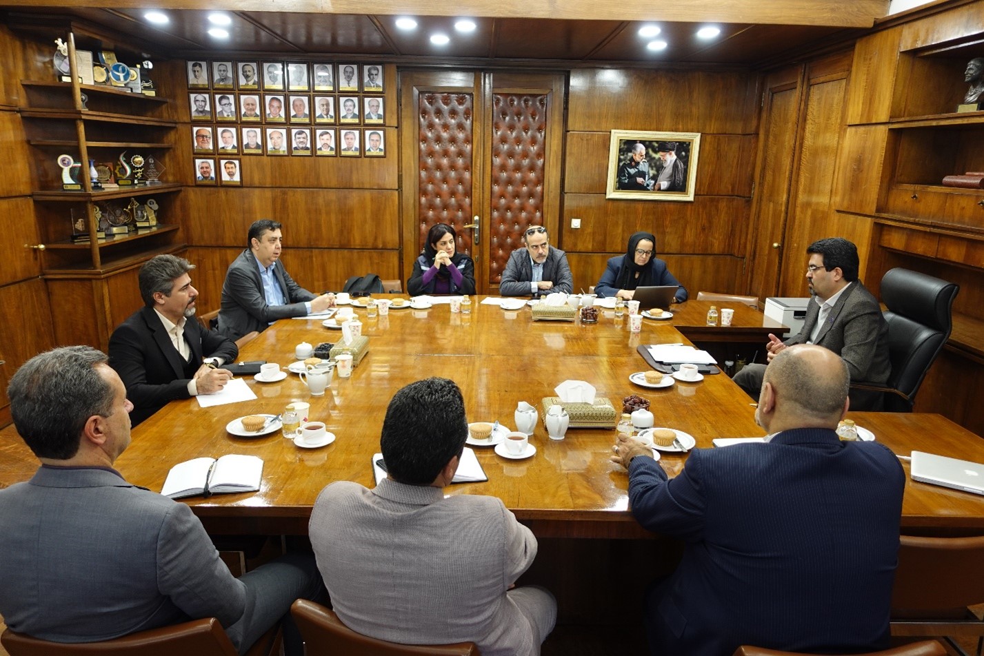 Meeting with the Pasteur Institute of Iran’s Director and staff. Photo credit: WHO Islamic|Republic of Iran