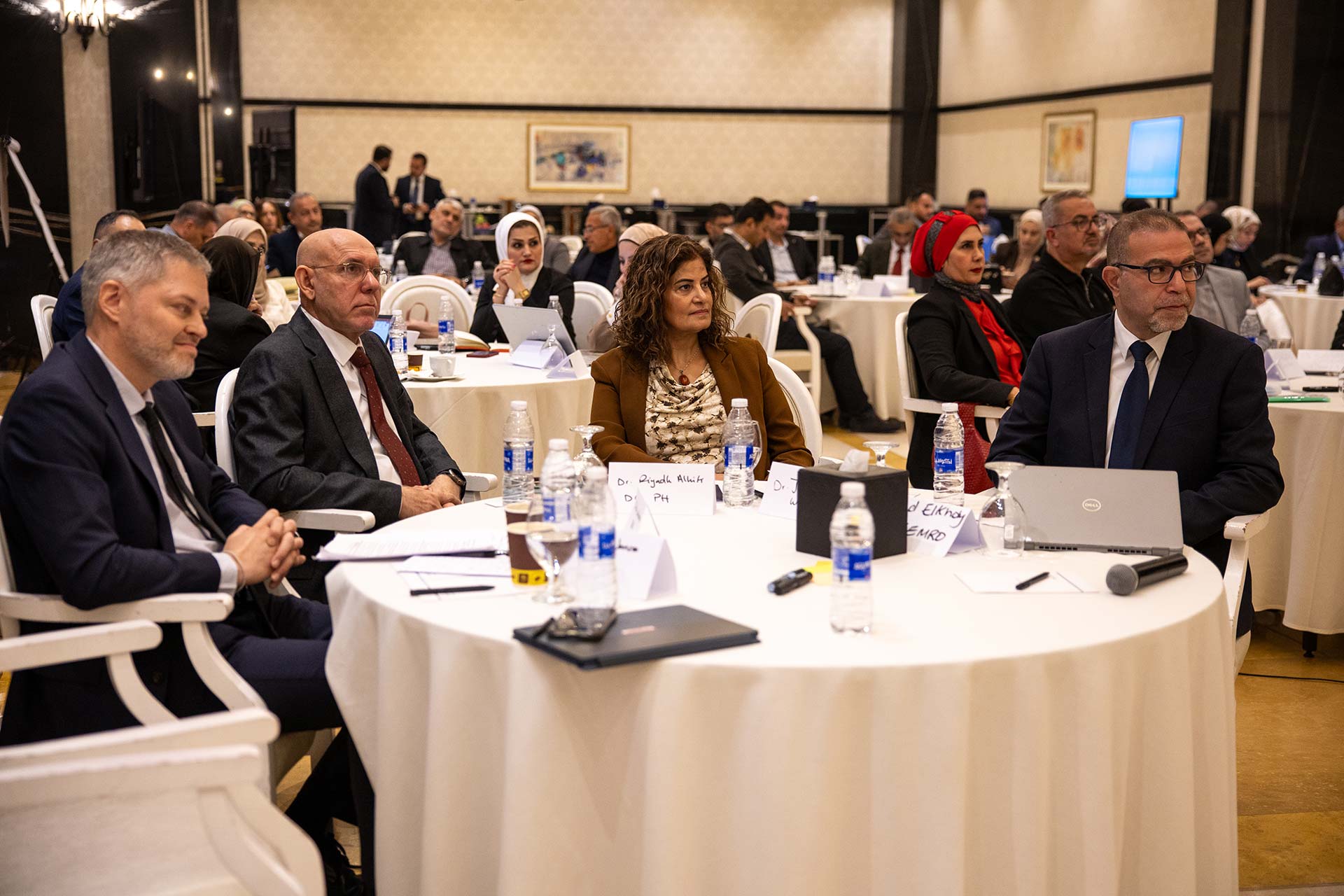 Dr Jamela Al-Raiby, WHO Representative in Iraq, Dr Riyadh Abdulameer Al-Halfi, Director General of the Public Health Directorate at the Iraq Ministry of Health, Amgad Abdalla El-Kholy, WHO Regional Office for the Eastern Mediterranean and Dr Kai von Harbou from WHO headquarters. Photo credit: WHO/IRAQ 