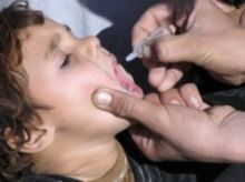 A child being given the polio vaccine in Pakistan