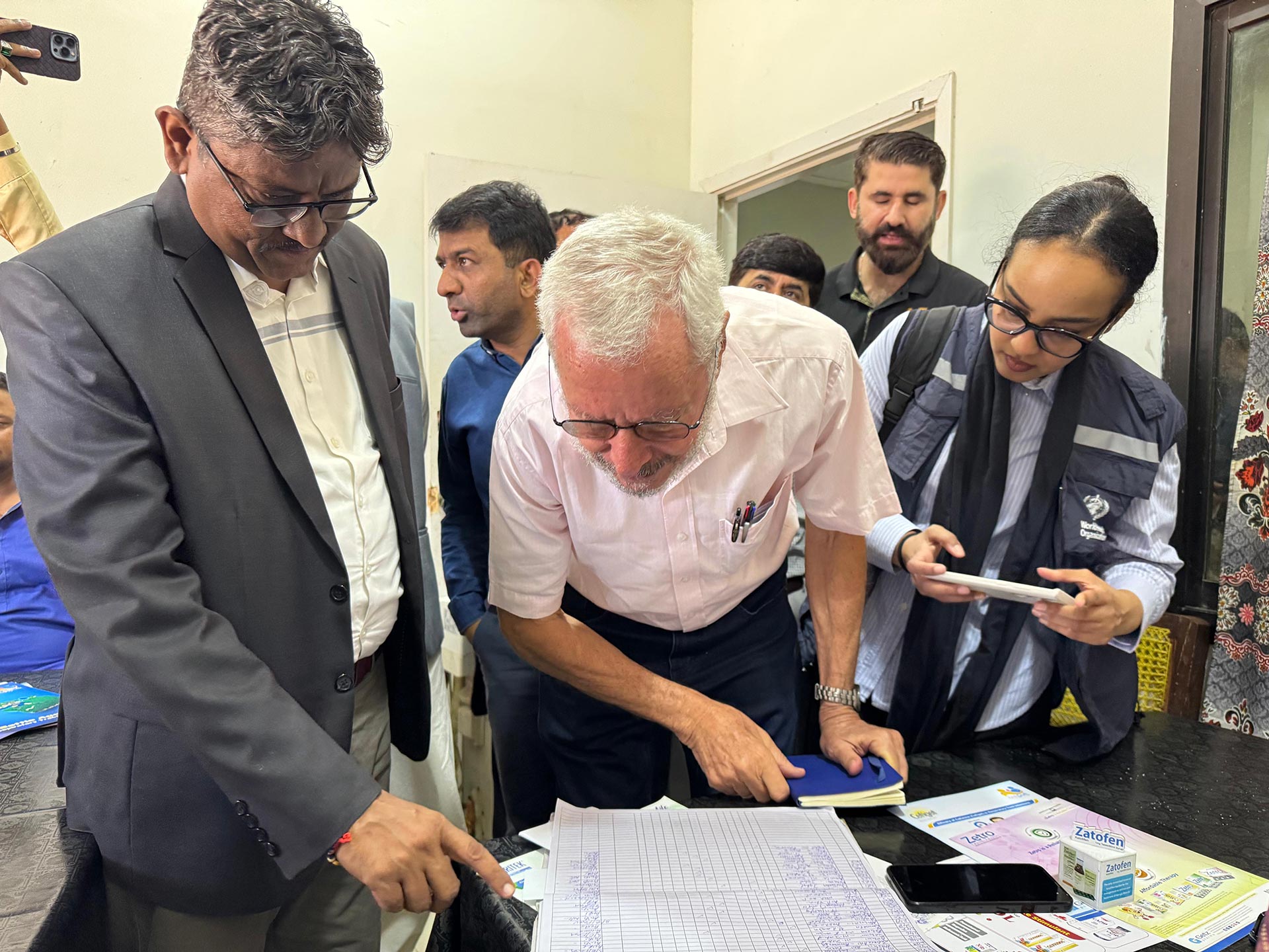 WHO experts in a health facility in Sindh, Pakistan, during a field visit to support a Government-led malaria programme review in April 2026. Photo credit: WHO Pakistan