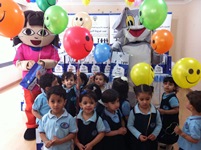 Photo_by_Dr_Ghaliya_Al_Motery_from_the_Ministry_of_Health_of_Kuwait._Activities_with_children_during_the_2015_World_Immunization_Week_in_Kuwait
