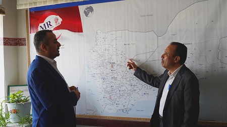 Dr-Mutahar-Ahmed-reviewing-the-location-of-AFP-cases-with-Dr-Khaled-Al-Moayad-Director-of-Disease-Control-and-Surveillance-in-Sanaa-Yemen